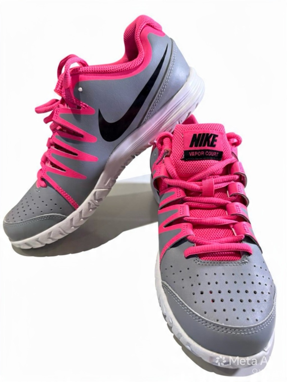Nike Women's Athletic Sneakers in Gray and Pink